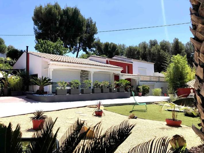 Gîte pour 2 personnes, avec terrasse à La Cadière-d'Azur - 2