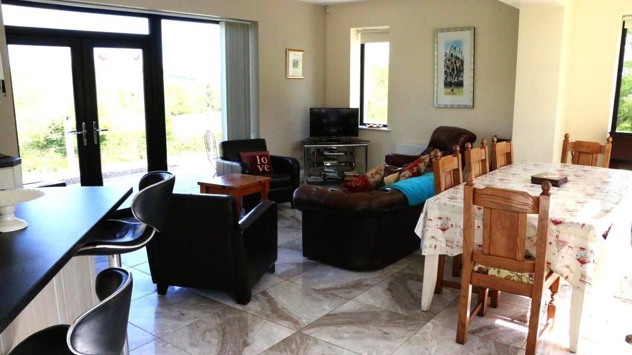 Complete house in Monaghan, County Monaghan