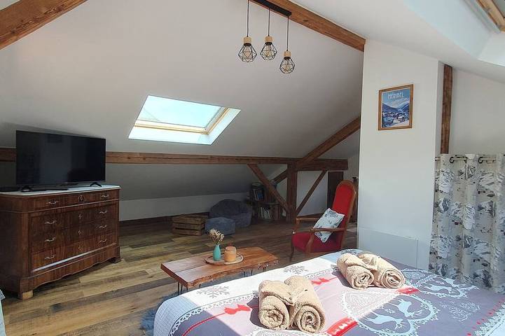 Charmante maison 2 chambres Wifi climatisation dans Grand-Aigueblanche in Aigueblanche, Massif de la Vanoise