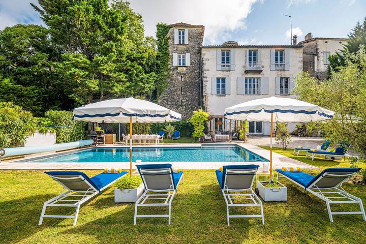 Villa pour 12 personnes, avec terrasse et jardin