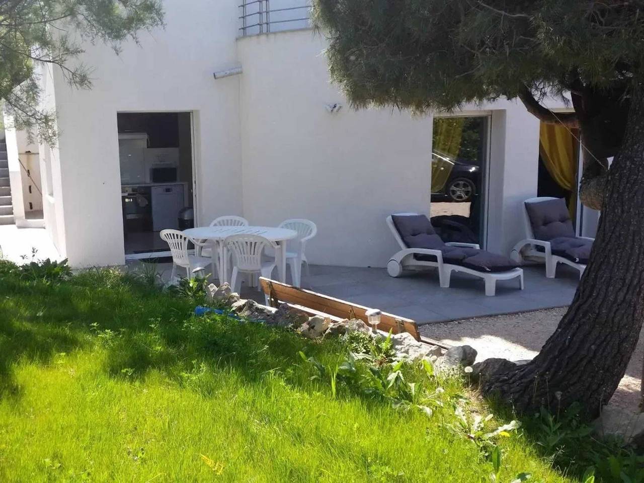 Studio entier, Studio confortable à Six-Fours-les-Plages, 55 m² et terrasse in Six-Fours-les-Plages, Côte méditerranéenne (France)