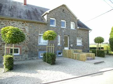 Gîte pour 9 personnes, avec jardin, animaux acceptés à Amblève