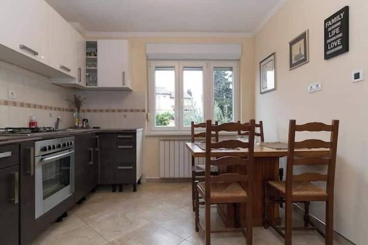 Ferienwohnung für 4 Personen, mit Balkon in Rovinj