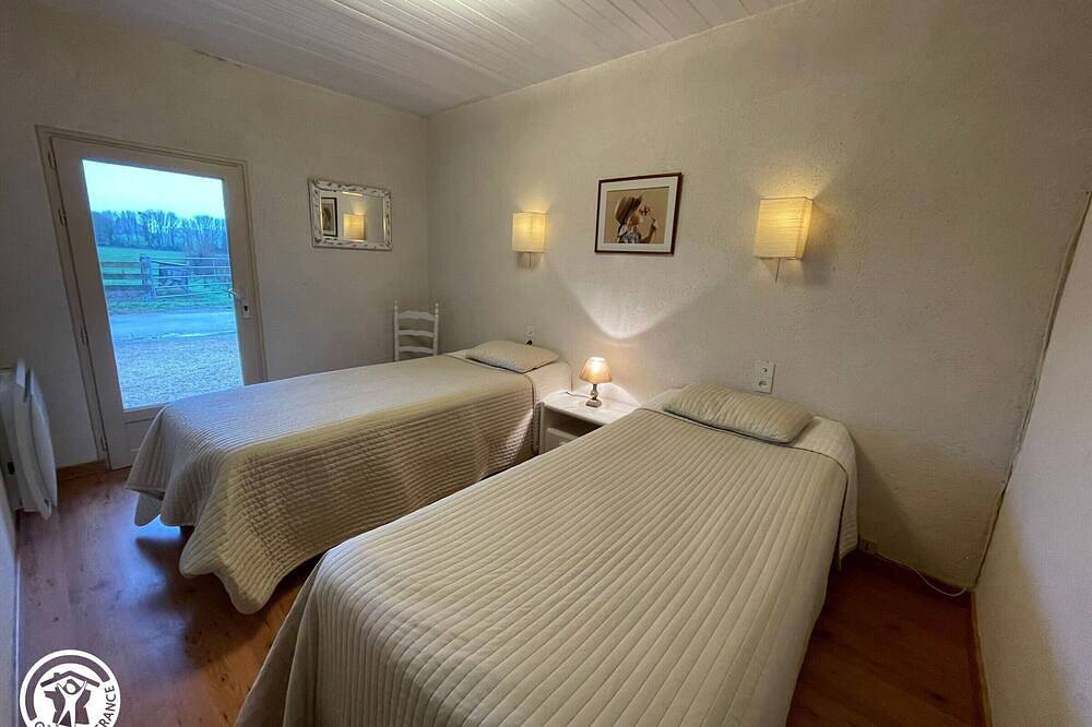 Gîte charmant à la campagne avec terrasse, proche du Puy du Fou et de la rivière Sèvre in Sèvremont, Fontenay-le-Comte