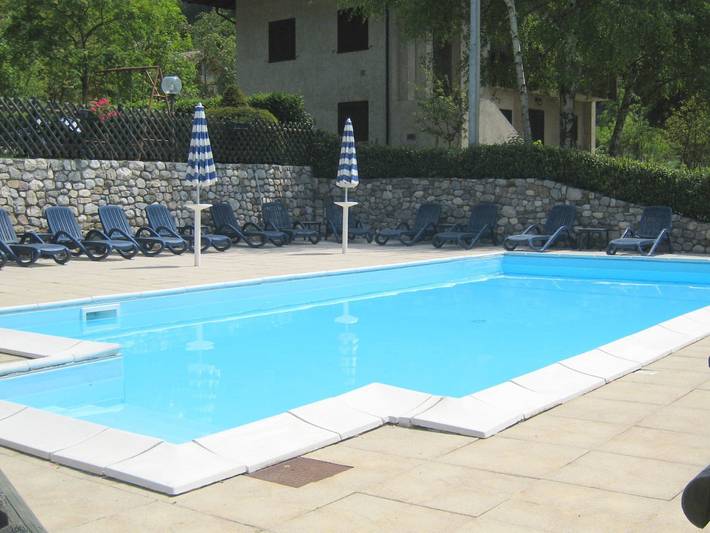 Ferienhaus Val di Ledro am See in Mezzolago, Ledro