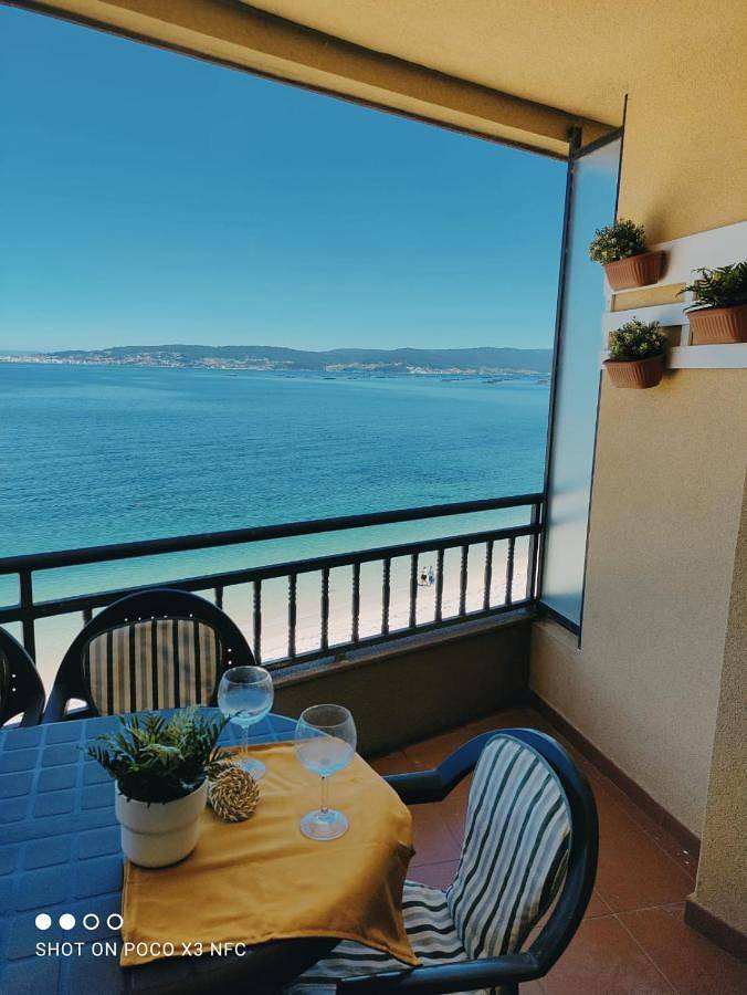 Apartamento entero, Bueu apartamento sobre la playa in Praia de Agrelo (Bueu), Bueu