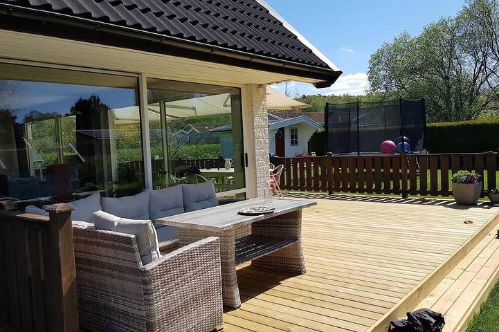 Ferienhaus für 8 Personen, mit Terrasse und Whirlpool - 1