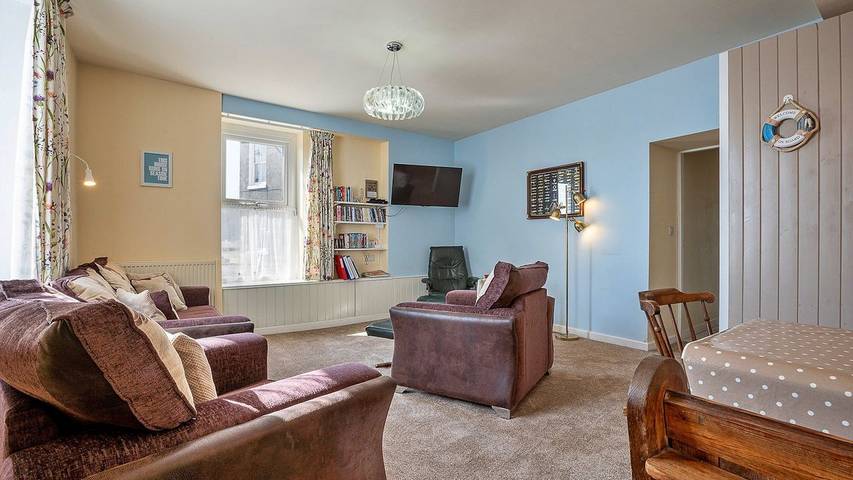 Holiday letting for 6 people in Beaumaris