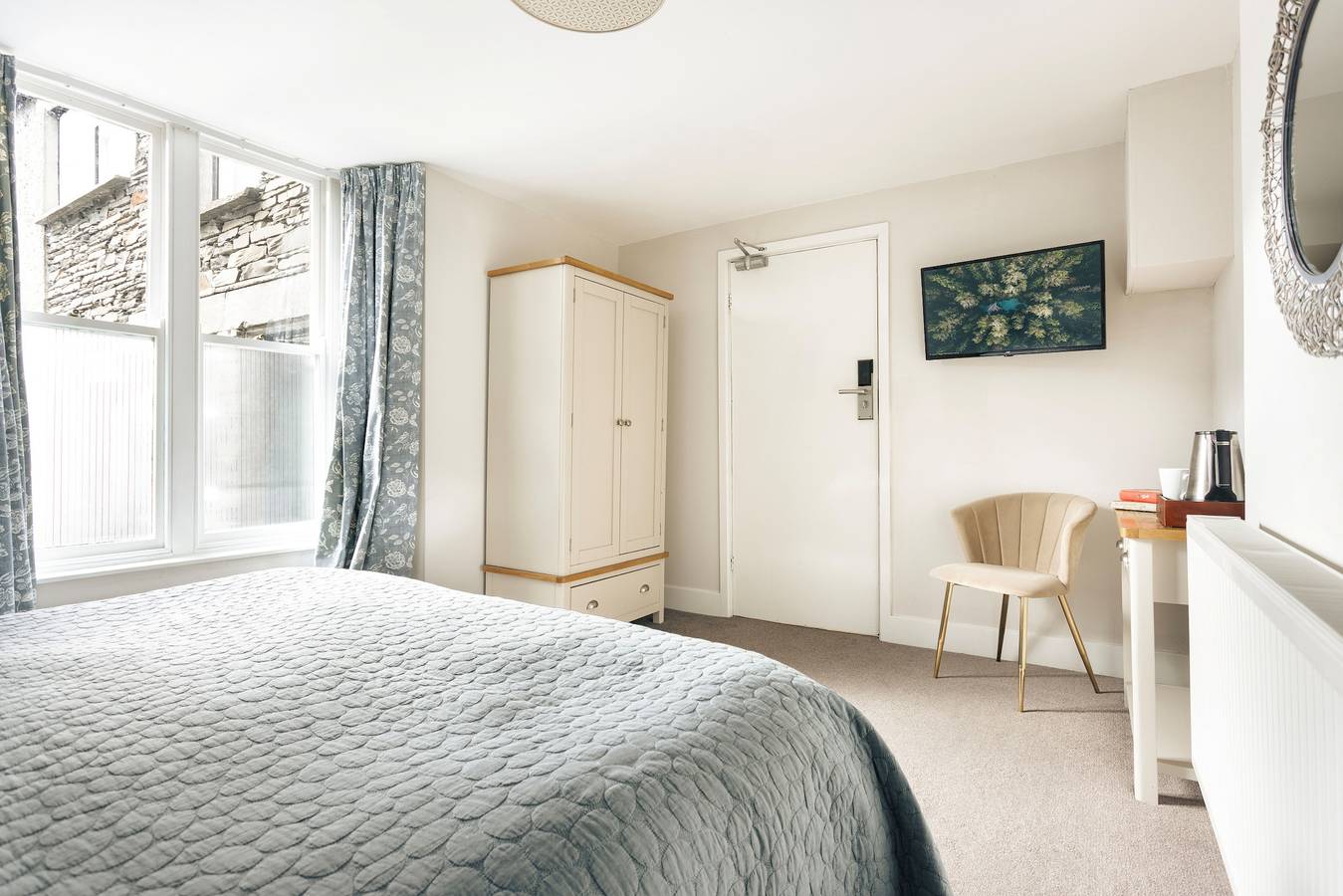 Entire holiday apartment, Kelsick Villa Guest House - Gummers How in Ambleside, Lake District