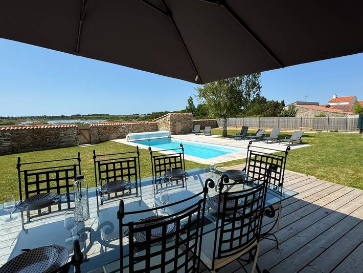 Casa de vacaciones para 10 personas, con jardín y piscina - 1