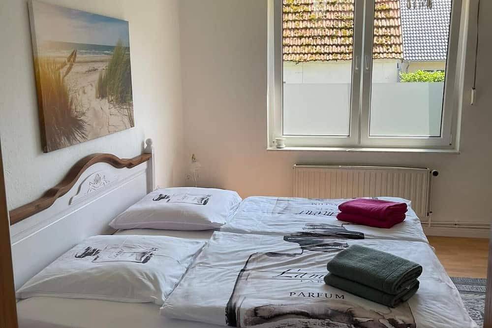 Ferienhaus 'Auszeit am Schweriner See' mit Terrasse, Garten und Wlan in Flessenow, Dobin am See