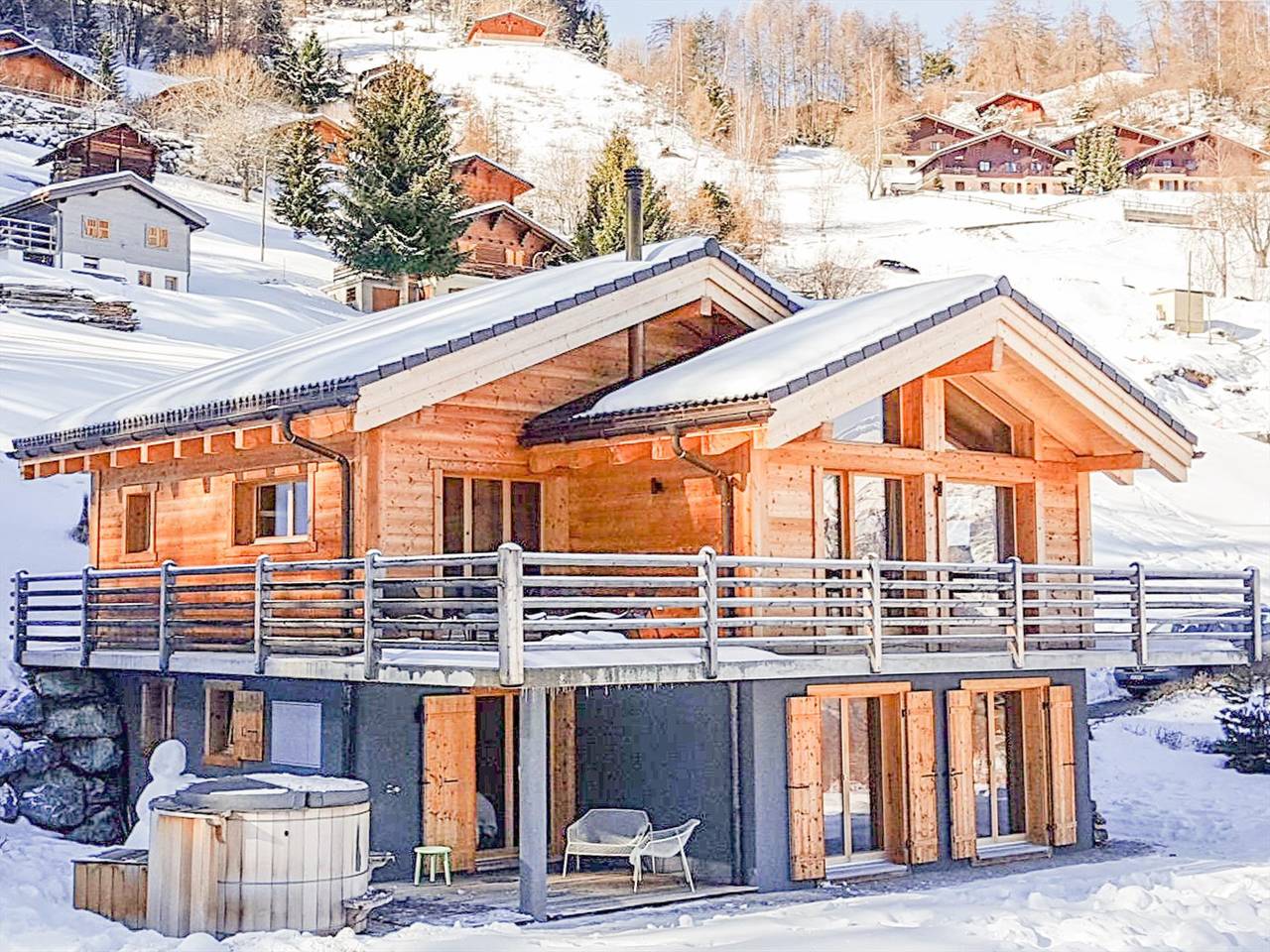 Chalet Kookaburra - Jacuzzi - Views in Villy VS, Riddes