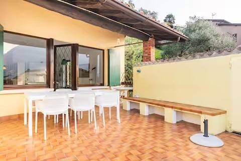 Ganze Wohnung, Baia dei Colori in Menzino, Monte Isola
