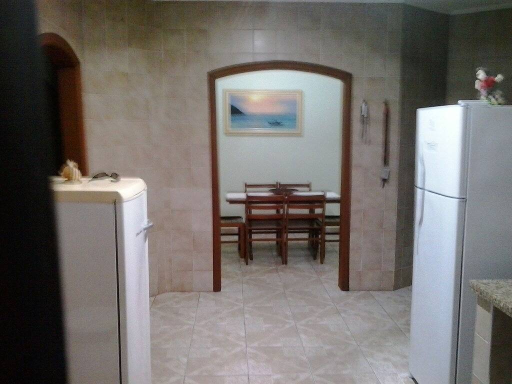 Haus 50 Meter Vom Riviera Beach In Jd Sind Lourenço-Beach C / Ilum. Nacht in Praia São Lourenço, Bertioga