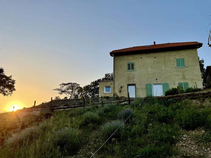 Casa vacanza per 2 persone, con Balcone e Terrazza nonché Giardino e Panorama a Sassello