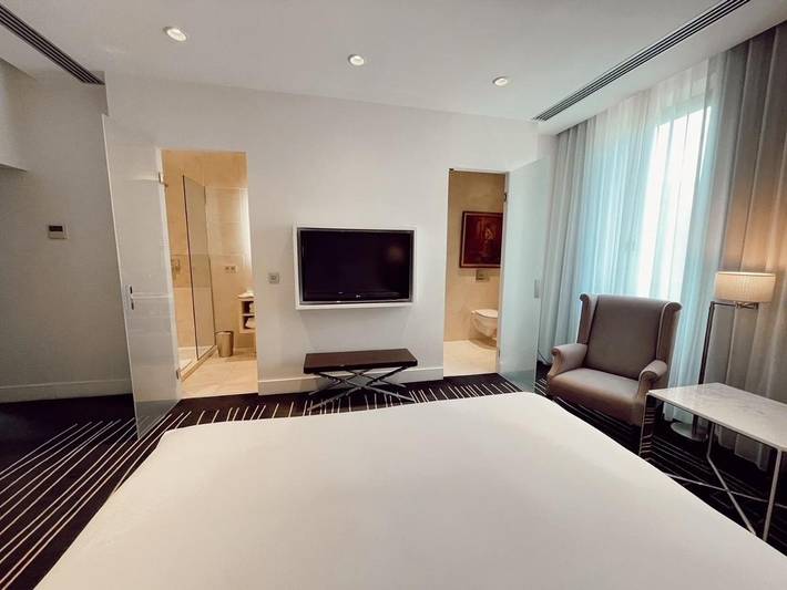 Hôtel pour 2 personnes, avec jardin et piscine, animaux acceptés à Valence - 4