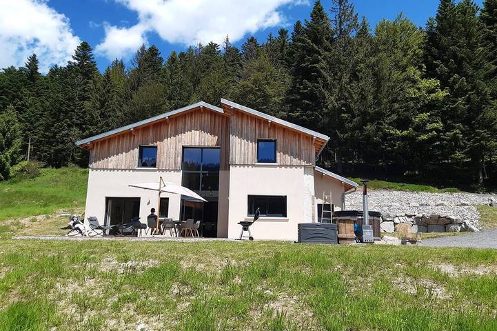 Location de vacances pour 8 personnes à Liézey