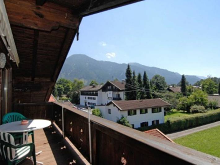 Ferienwohnung für 3 Personen, mit Balkon und Terrasse sowie Garten und Sauna am Tegernsee - 4