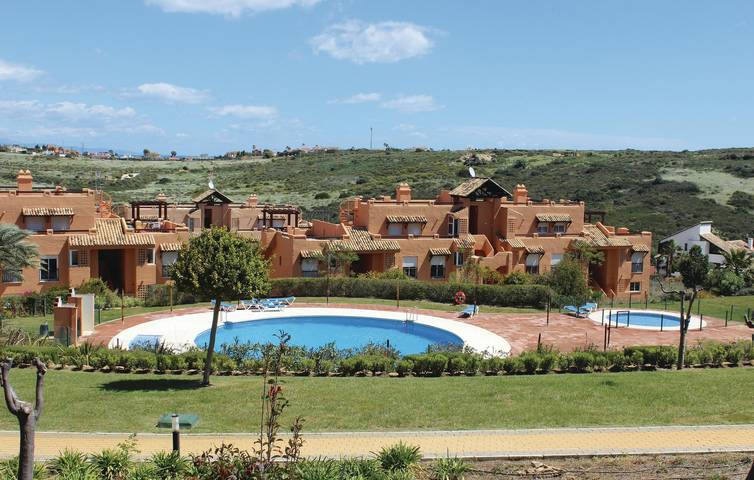Apartamento de vacaciones para 6 personas, con terraza y piscina - 1