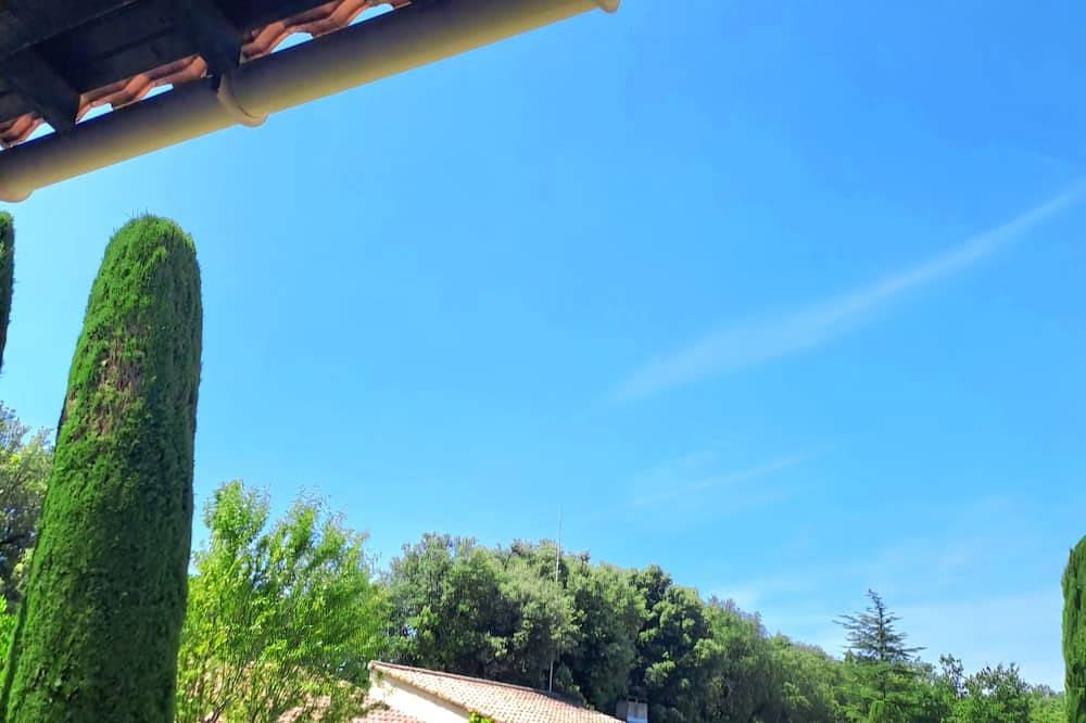 House in Provence in Châteauneuf-de-Gadagne, Vaucluse