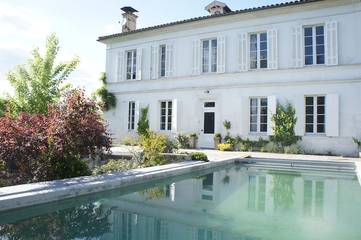 Cottage pour 4 personnes, avec piscine et jardin à Hostens