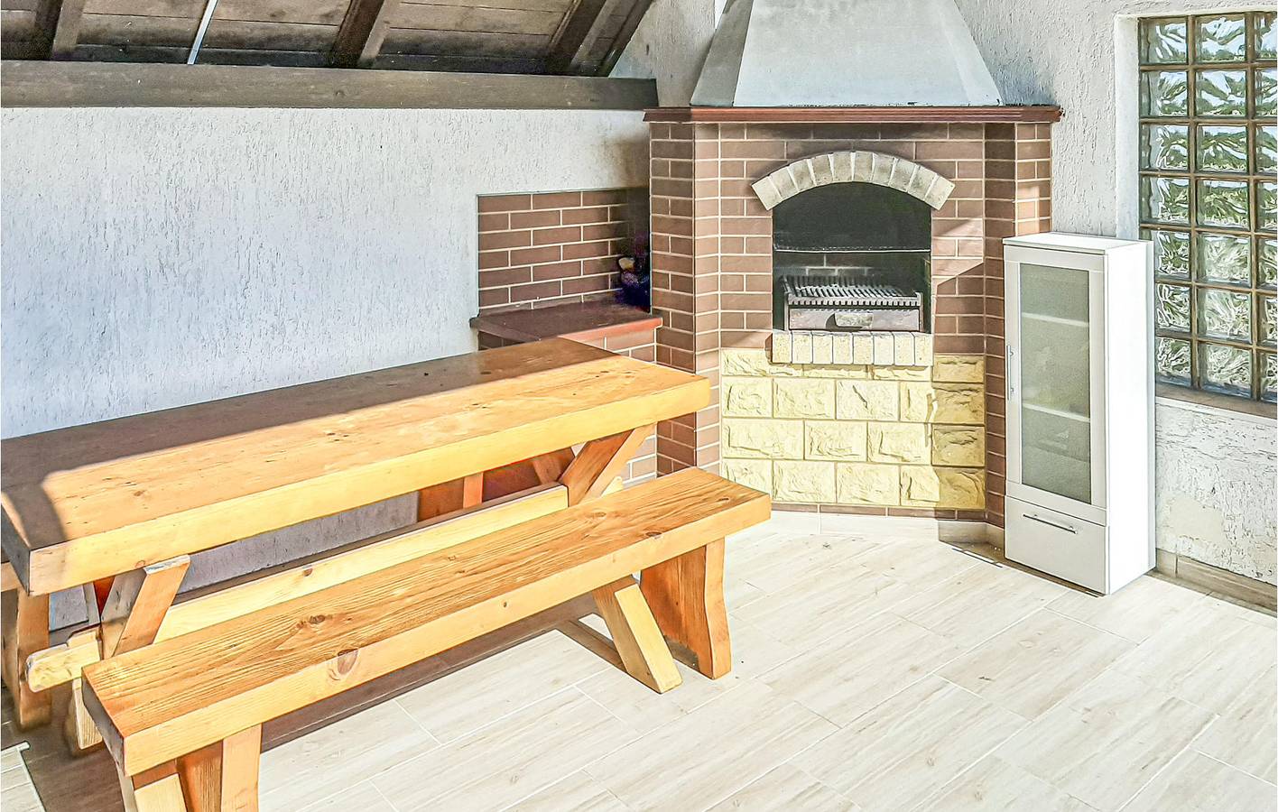 Ferienhaus für 6 Personen mit Terrasse in Powiat Sławieński