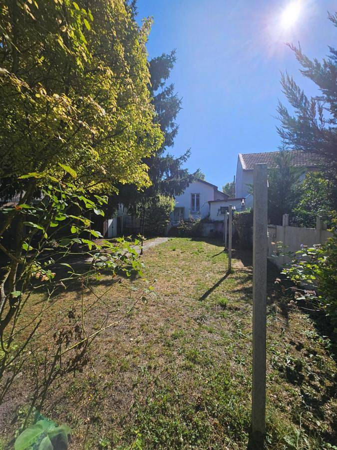 Location de vacances pour 7 personnes, avec vue et jardin à Drancy - 3