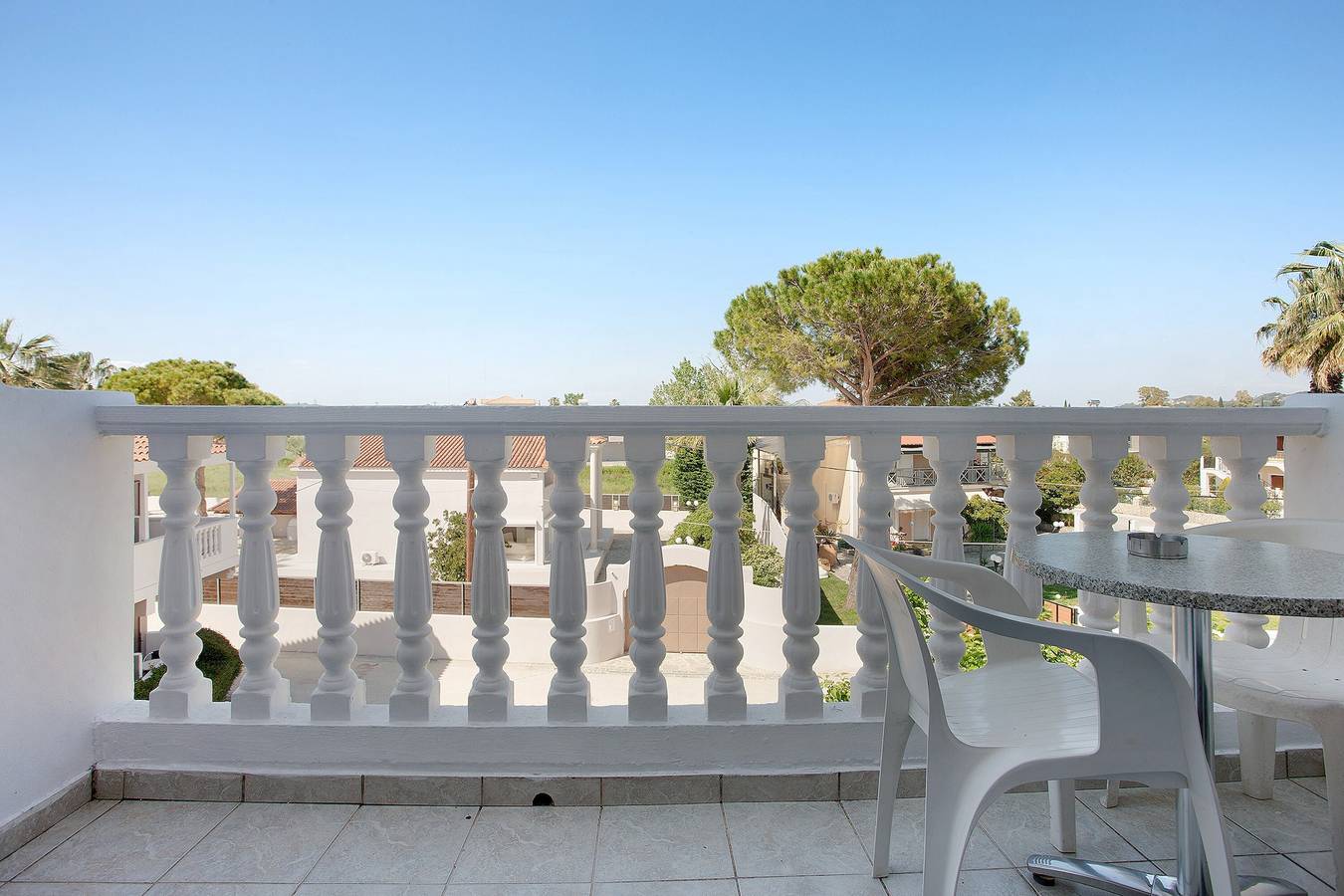Ganzes Studio, Paradise Zante Standard Studio 3 mit Gemeinschaftspool & Wi-Fi in Laganas, Zakynthos