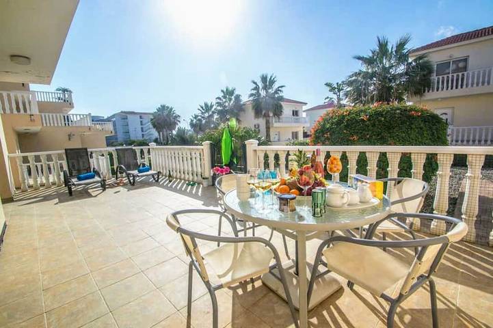 Holiday rental for 4 people, with pool in Nissi Beach