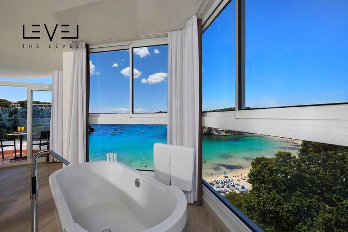 Hôtel pour 2 personnes, avec piscine ainsi que vue et jardin à Ferreries - 4