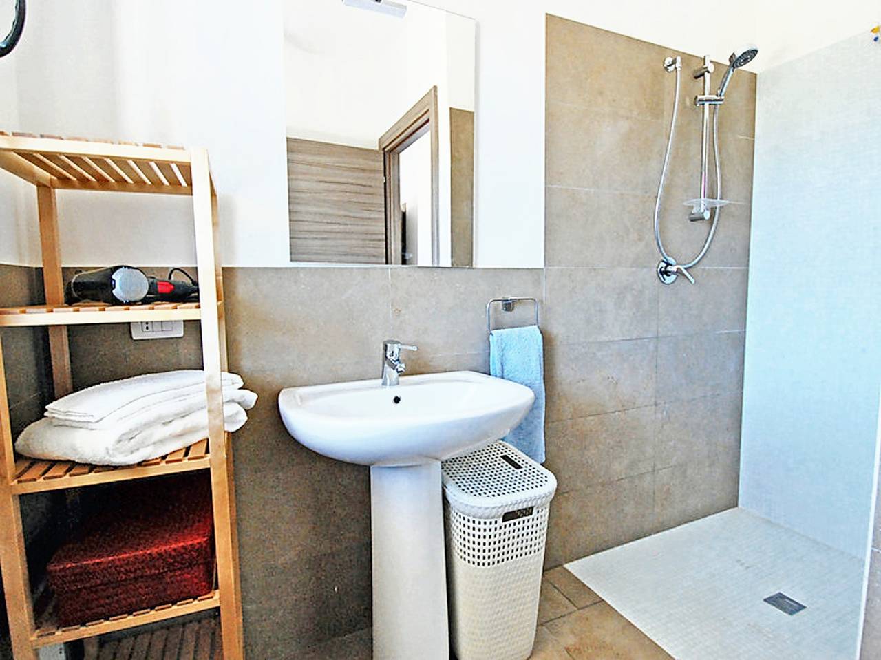 Casa incantevole a Sant'Anna Arresi in Is Potettus, Porto Pino