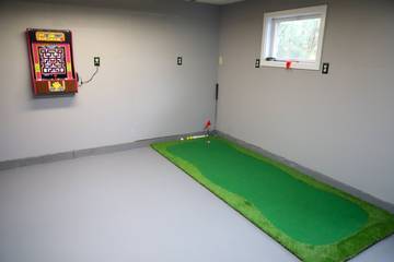 Log Cabin for 10 Guests in Jefferson (NH), New Hampshire, Picture 1