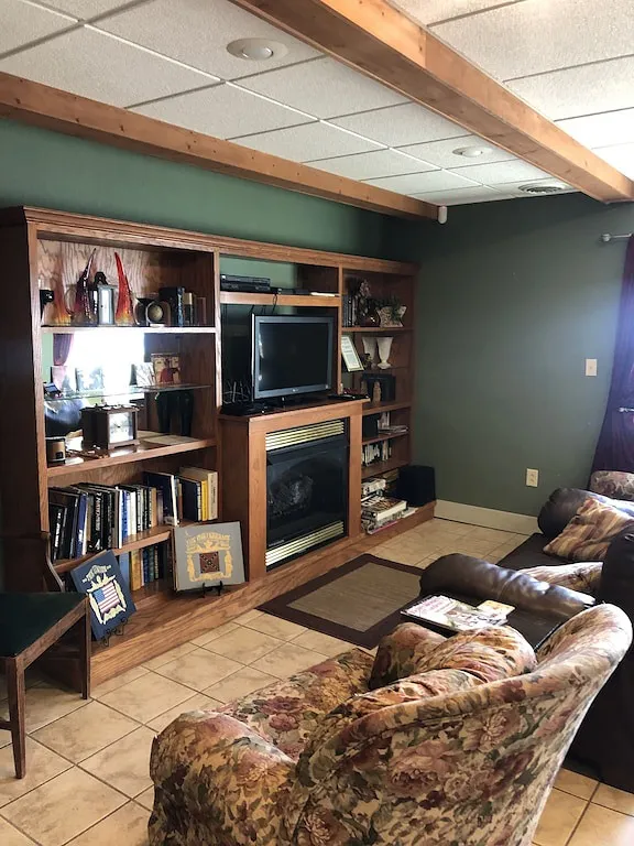 Chalet for 8 people, with hot tub and terrace as well as yard, with pets - 1