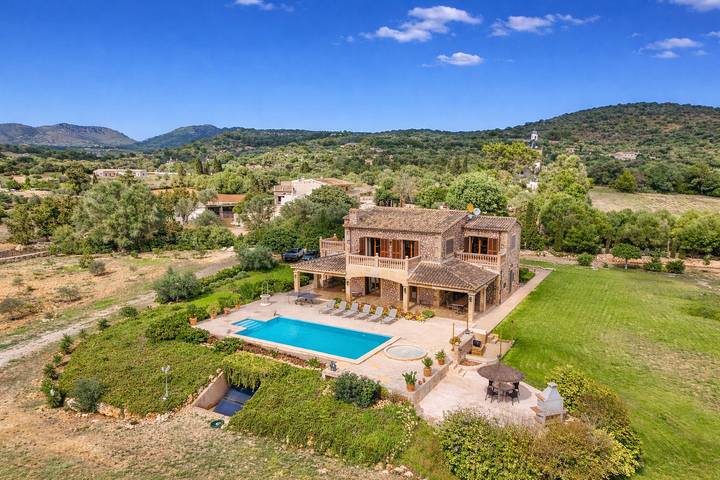 Ferienhaus für 10 Personen, mit Garten und Terrasse