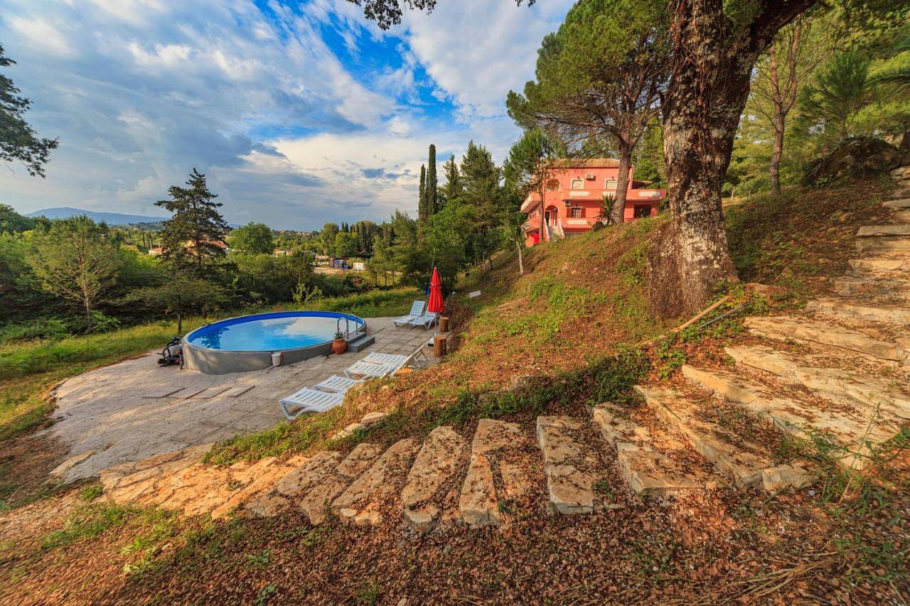 Four-Bedroom House in Άγιο Ιωάννη (Κέρκυρα), Κέρκυρα