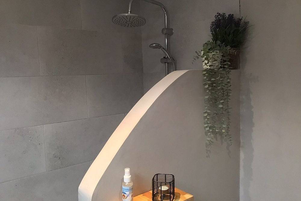 Geheel appartement, Knus ingericht appartement in het gezellige Agia Galini. in Agia Galini, Rethymno en omgeving