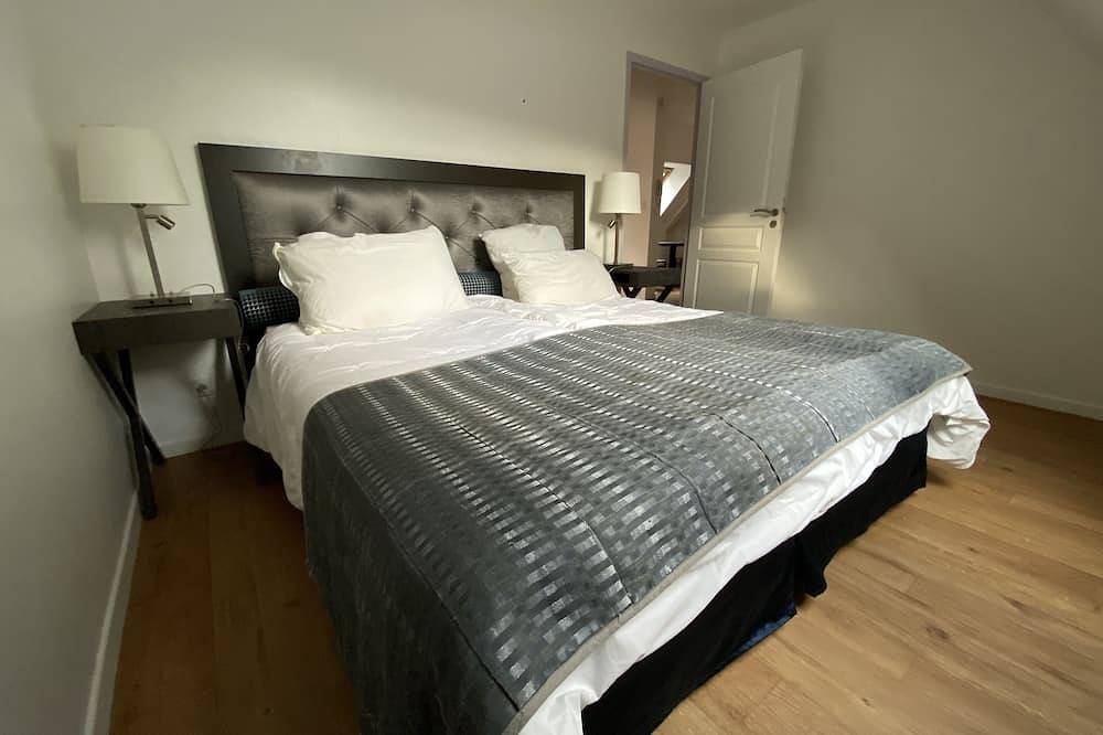 Ganze Wohnung, Venez Dormir Dans Lancien Hospice Duzerche in Uzerche, Tulle und Umgebung