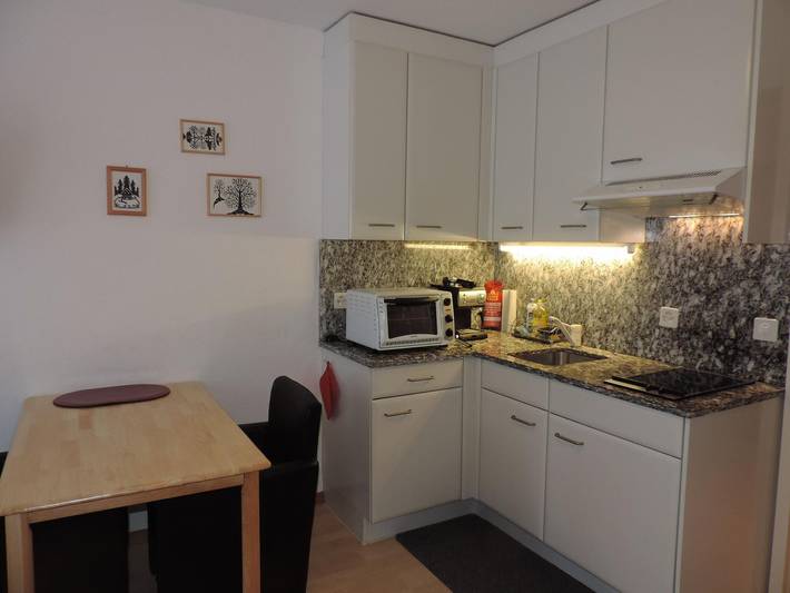Appartement entier, Appartement de vacances pour 2 personnes avec terrasse in Vaz/Obervaz, Chaîne de Plessur
