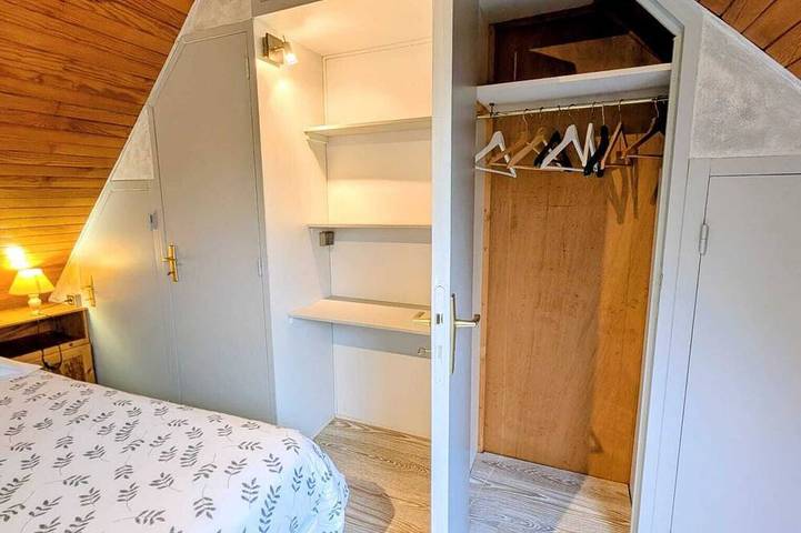 Gîte pour 2 personnes, avec jardin ainsi que jacuzzi et terrasse à Plouégat-Moysan - 3