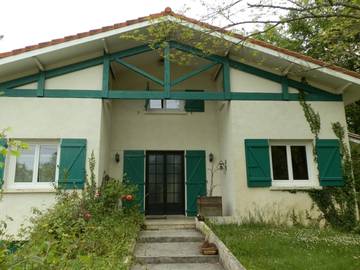 Chambre d’hôte pour 2 personnes, avec jardin à Léognan