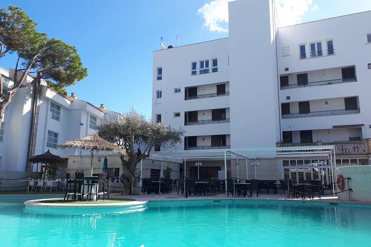 Holiday apartment for 4 people, with pool and balcony - 1