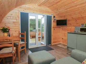 Hut for 2 People in Cumbria, England, Photo 4