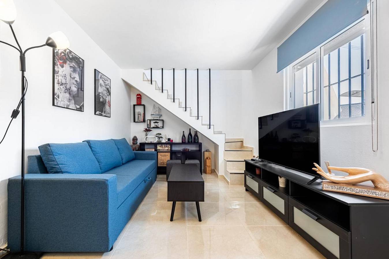 Appartement entier, Appartement « Duplex El Chaparral Golf » avec vue sur la mer, Wi-Fi et climatisation in Mijas Costa, Mijas