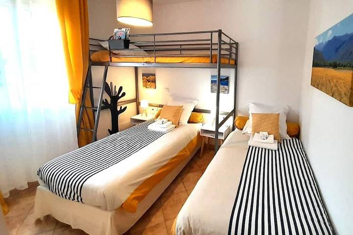 Location de vacances pour 6 personnes, avec jardin à Ventiseri - 3