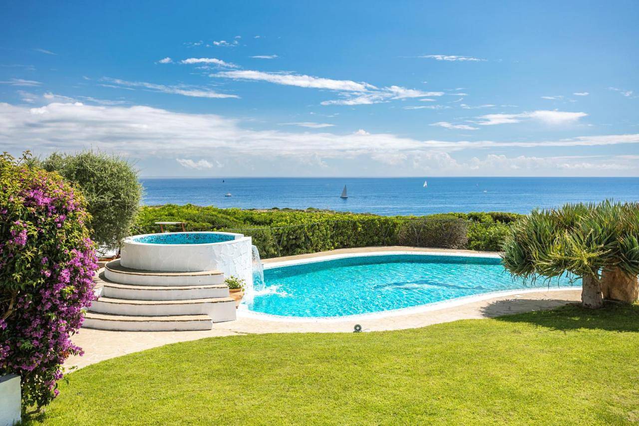 Villa with Private Pool in Capo Ferro, Arzachena