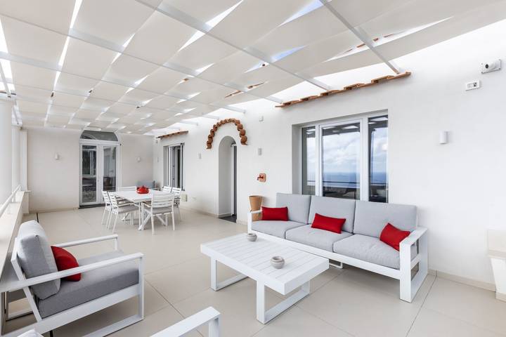 Location de vacances pour 12 personnes, avec jardin ainsi que jacuzzi et sauna à Anacapri - 4