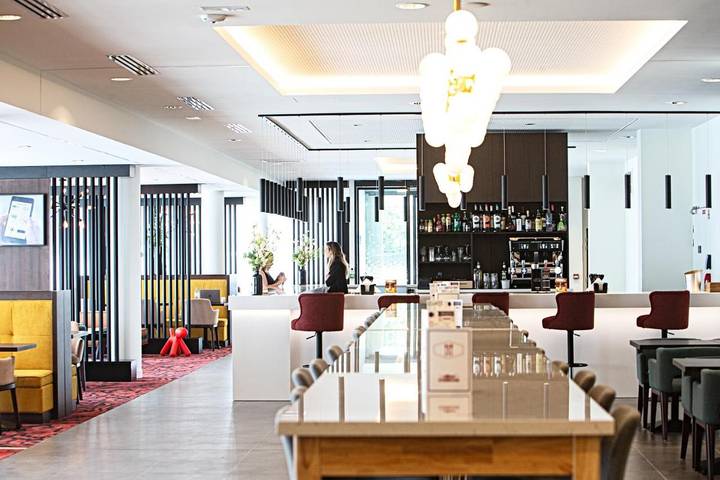 Hôtel pour 2 personnes, avec Terrasse et Jardin à Blagnac