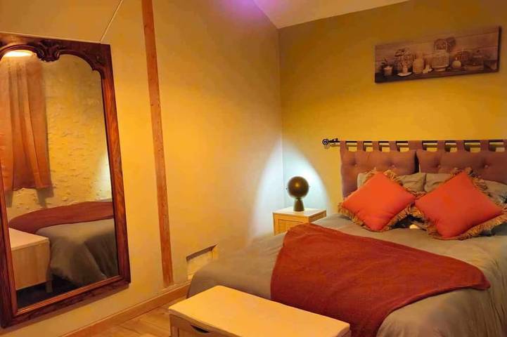 Location de vacances pour 6 personnes, avec jacuzzi ainsi que jardin et terrasse, animaux acceptés à Luçay-le-Mâle - 3