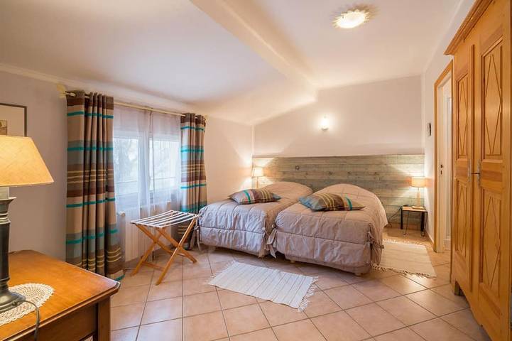 Location de vacances pour 4 personnes, avec Jardin à Villeneuve-de-Berg - 2