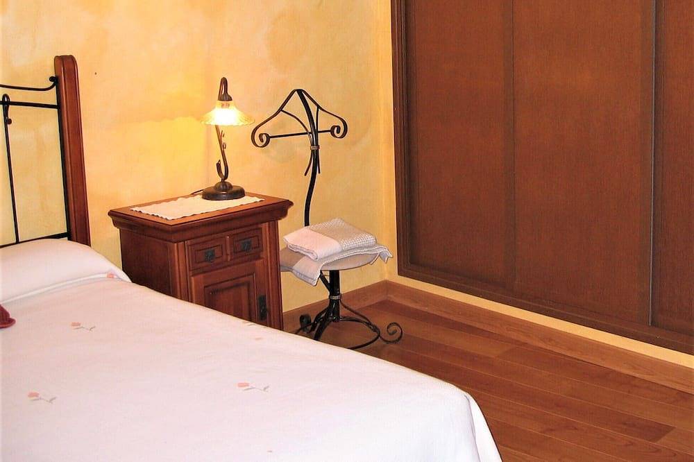 Apartamento entero, Quietly located apartment with views to Tenerife in Agulo, La Gomera
